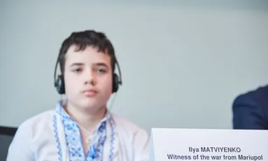 «Своїми історіями ми підштовхуємо Європу не забувати, що ми існуємо». Маріуполець Ілля Матвієнко дав свідчення в Раді Європи