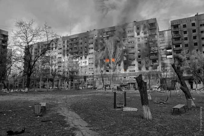 Маріуполь. Місто свідків